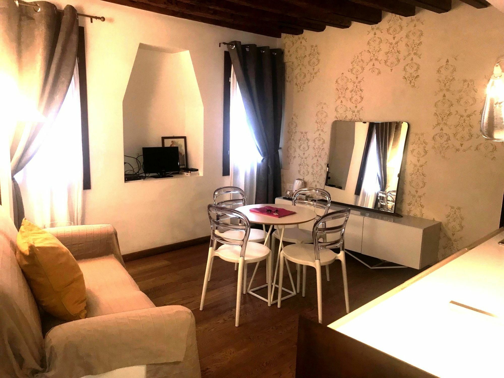 Modern Apartment In Venice Gf Exterior foto